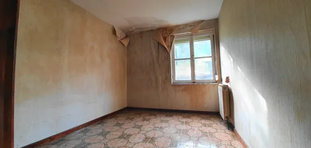 Casa y terreno de 3.000 m2. — 28