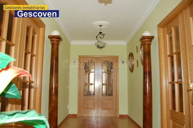 VENTA CHALET CON DOS VIVIENDAS - foto 2