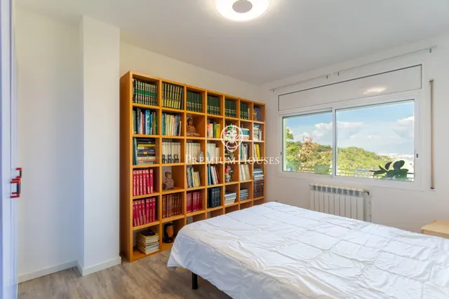Exclusiva casa en Vallromanes. Naturaleza, privacidad y vistas panorámicas. — 19