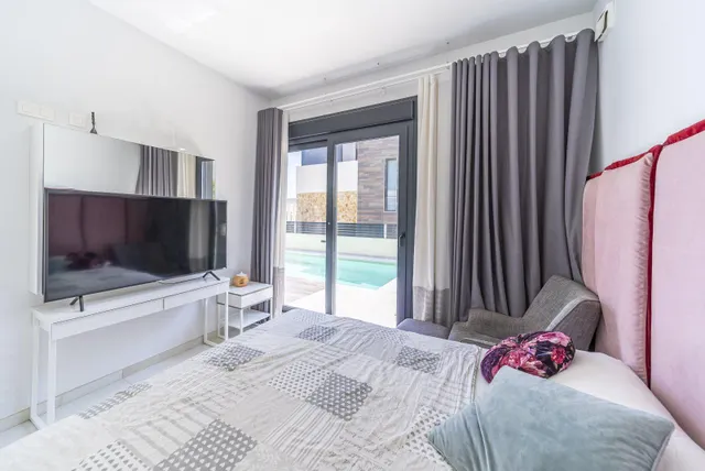 Espectacular Chalet Nuevo en Lomas de Cabo Roig, — 20