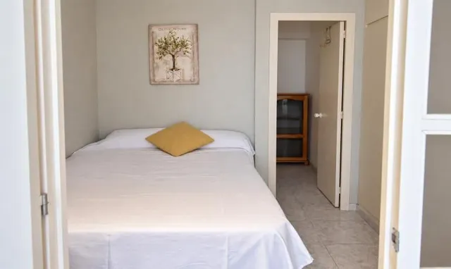 Bonito apartamento en Roses con piscinas comunitarias y vistas abiertas — 19