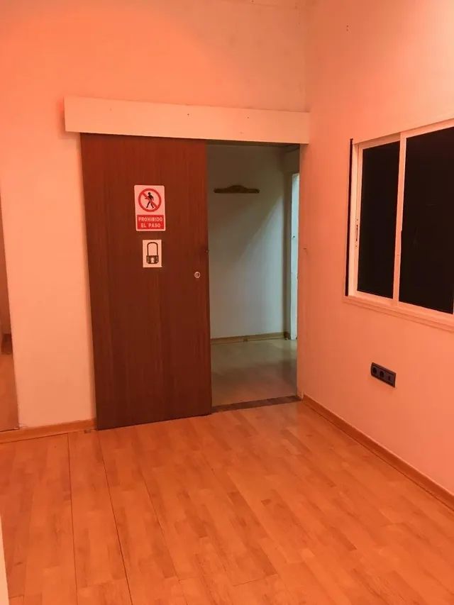 SE ALQUILA LOCAL COMERCIAL EN GRAN PLAZA — 5