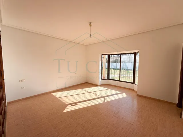 Grandioso chalet rústico en venta con división horizontal en parcela de 1.000 m2 — 11