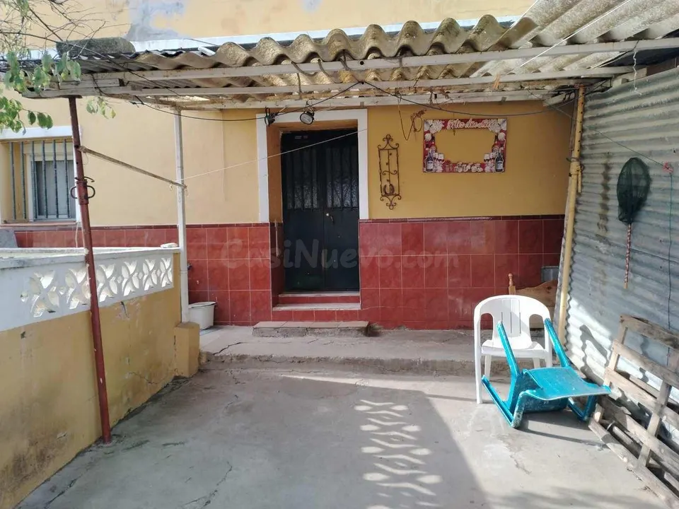 ESPACIOSA CASA UNIFAMILIAR EN LA BAJADILLA