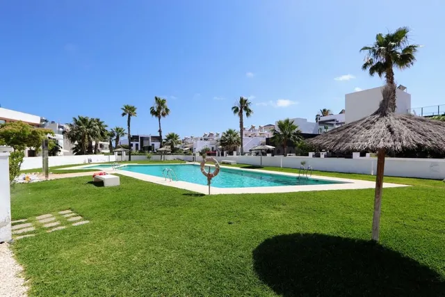 Apartamento 2 habitaciones 69m² en venta - Villamartín-Las Filipinas — 29