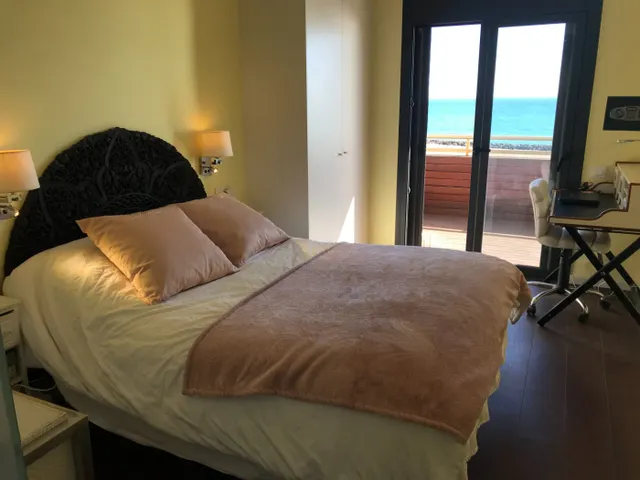 ATICO DUPLEX CON VISTAS AL MAR — 39