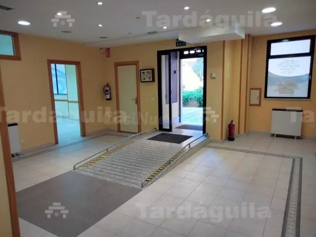 VENTA LOCAL ACADEMIA - CLINICA — 2