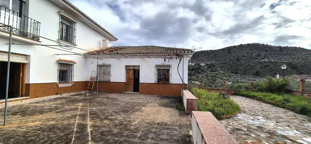 Casa en Alcaucín en venta nueva en el mercado - foto 4
