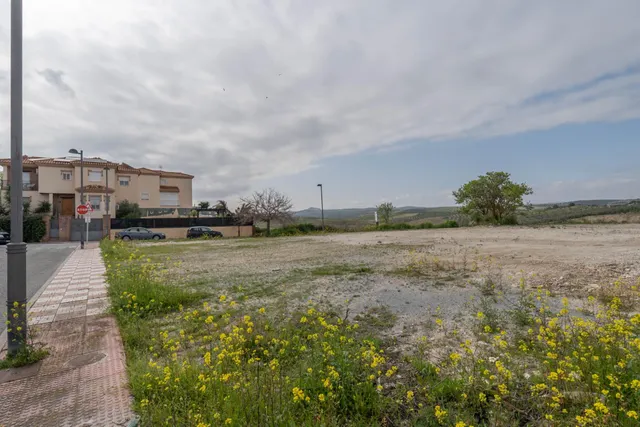 Casa de diseño en parcela de 985 m2 en Cúllar Vega (El Ventorrillo) — 10