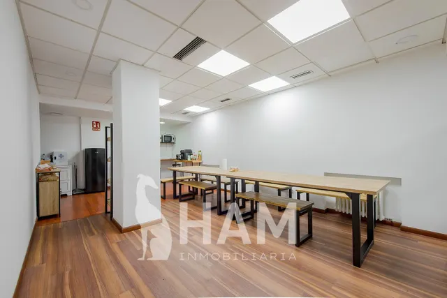 Local de 289 m2 en Padre Damián, Chamartín — 36