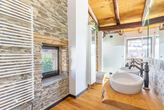 CASA CON ENCANTO EN LUGO — 27