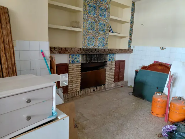 ✨ ¡Gran casa con cochera cerrada , llena de posibilidades! — 46
