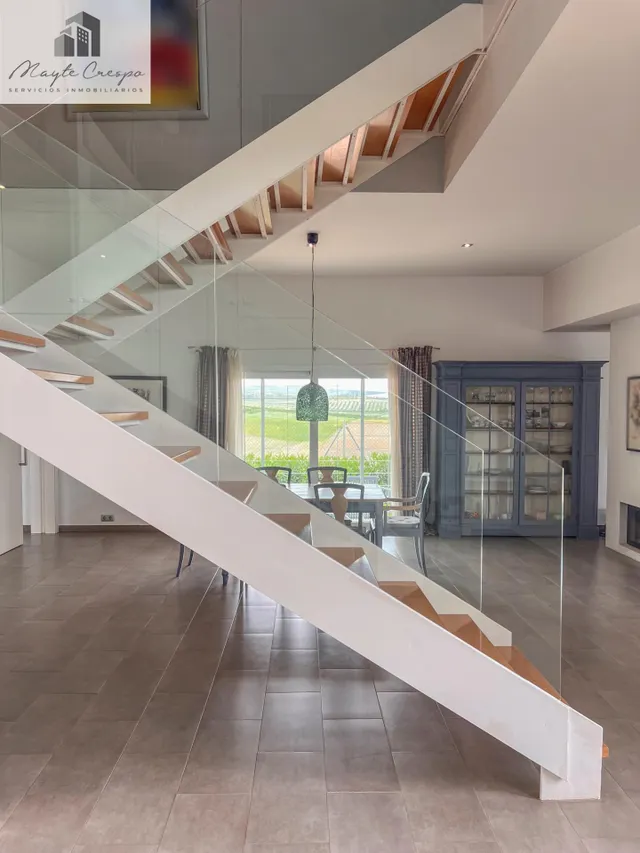 Villa Contemporanea con vistas 360º — 24