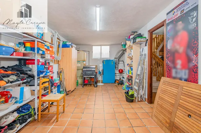 ¡AMPLIA CASA DE 4 DORMITORIOS, 3 BAÑOS Y CALEFACCIÓN CENTRAL EN LA ZUBIA! ✨ — 33