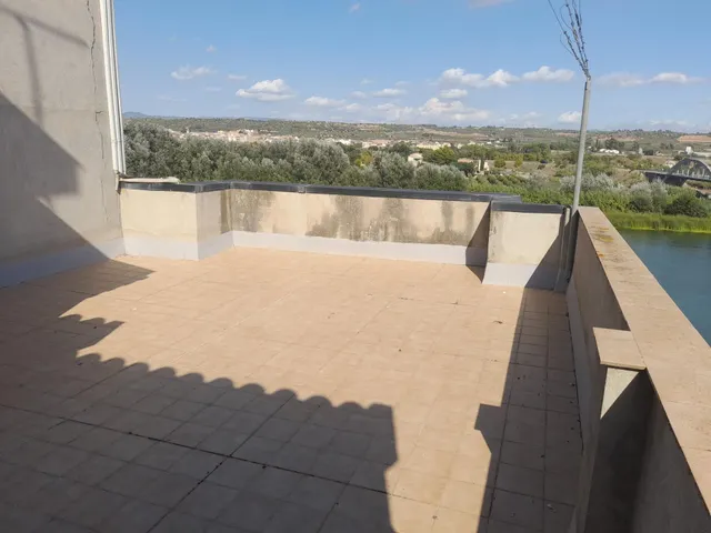 OPORTUNIDAD ESPECTACULAR LOCAL DE OFICINAS EN LA ZONA MAS CENTRICA DE MORA D´EBRE — 41