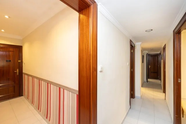 BARRIO DEL REALEJO. VIVIENDA DE 4 DORMITORIOS — 23