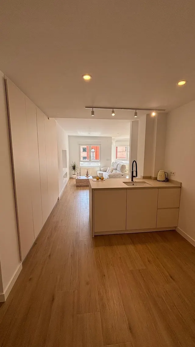 PISO EN VENTA ZONA CENTRO - foto 5