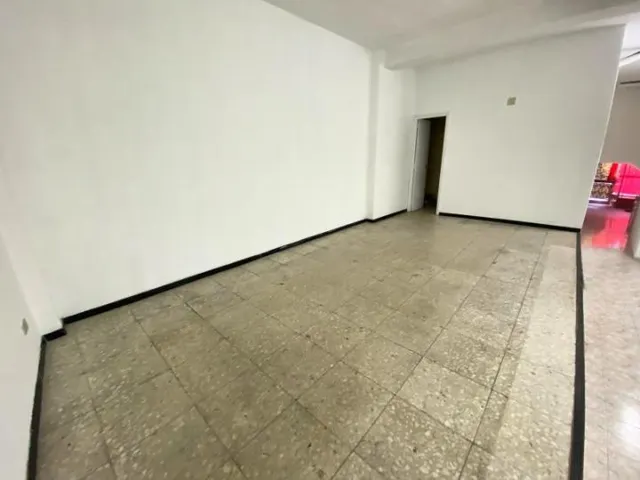 Local comercial calle Torrecedeira — 7