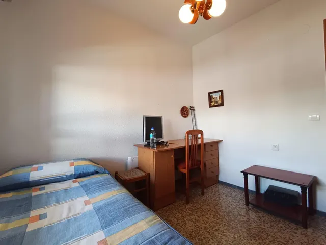 Amplio Piso en Santa Rosa, Córdoba - Oportunidad Única — 28