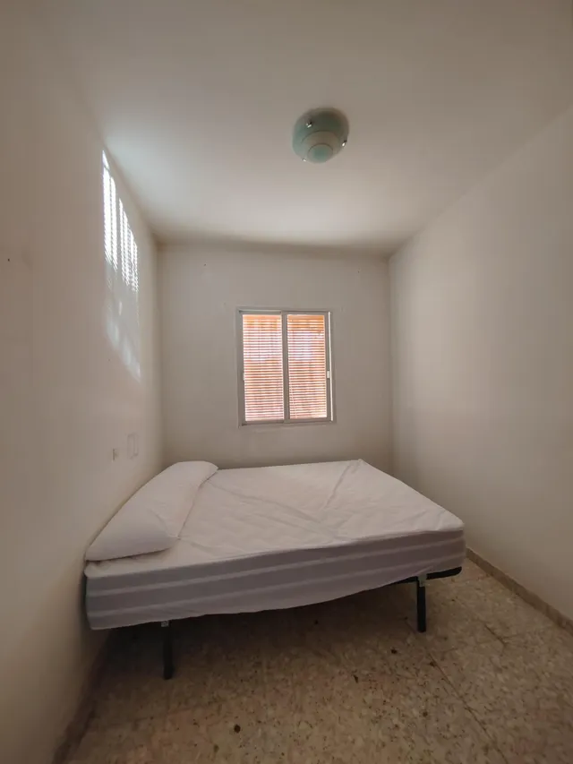 SE VENDE CHALET EN ZONA ANTIGUA CARRETERA DE GRANADA — 22