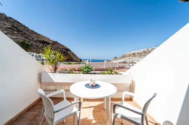 Acogedor apartamento con terraza y vistas al mar en el complejo Richmond — 7