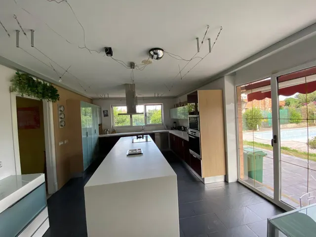 Chalet independiente en Sancibrian, Santa Cruz de Bezana. — 6