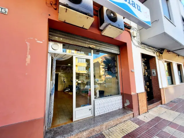Local en venta/alquiler en Carcaixent - foto 3
