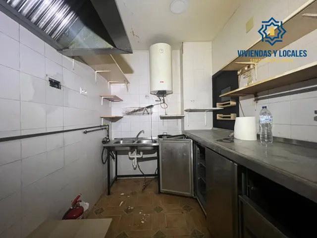 Local disponible con licencia de hostelería junto a Puentezuelas — 13