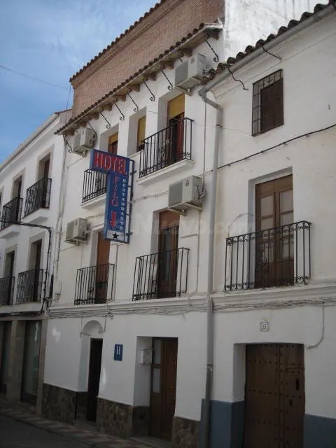 Edificio Viviendas en Venta en Fuencaliente Ciudad Real - foto 3