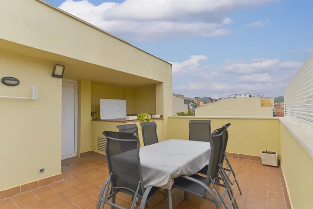 Dúplex seminuevo con  terraza- solárium en el centro de Gavà — 30