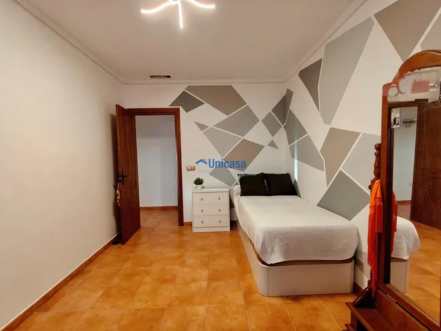 Casa amplia en primera planta, con terraza, garaje y buhardilla en Las Morillas – Puerto de la Torre — 25