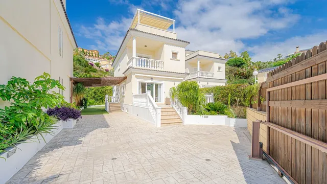Villa 5 habitaciones 245m² en venta - Pueblo Español - Covet