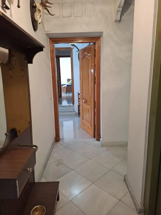 🏠 Piso en Venta en Arcos de la Frontera — 3 Dormitorios — 9