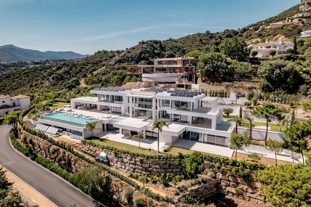 Chalet 7 habitaciones 1580m² en venta - Costa del Sol