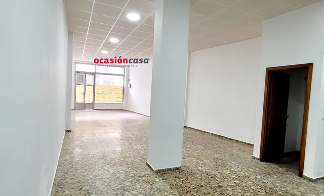 SE ALQUILA LOCAL COMERCIAL — 5