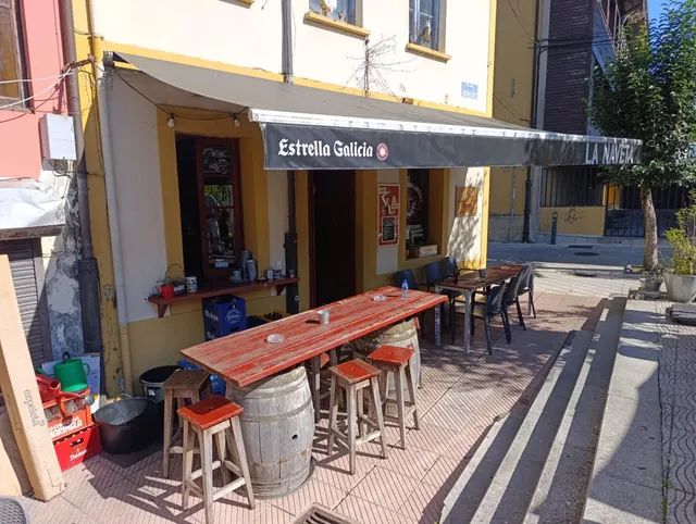 Edificio en venta en Plaza Dominganes, Nava - foto 3