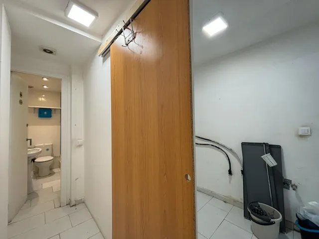 LOCAL EN AVD DE LOS BAÑOS - PLAYAFELS — 13