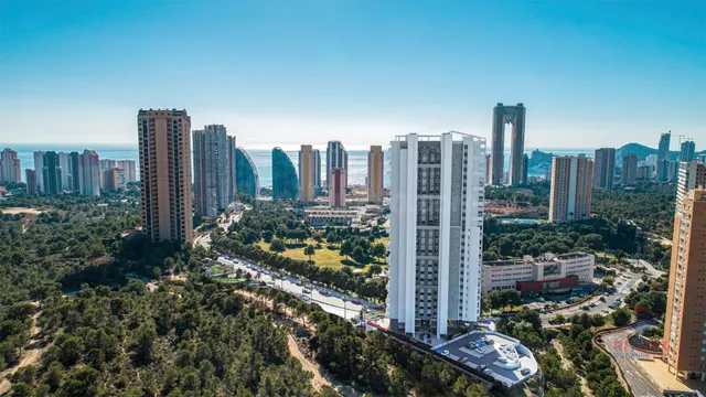 Ático de 3 habitaciones y 3 baños en el Eagle Tower de Benid - foto 4