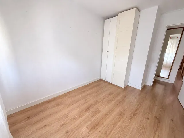 Piso de 3 dormitorios semi reformado en Miramar — 7