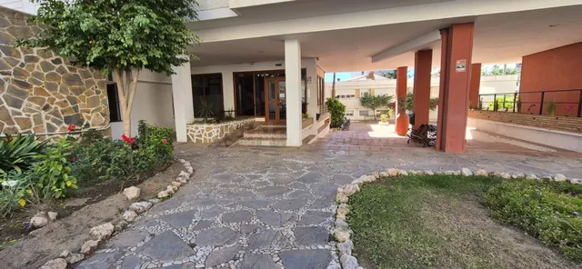 VIVIENDA EN ZONA INMEJORABLE - foto 3