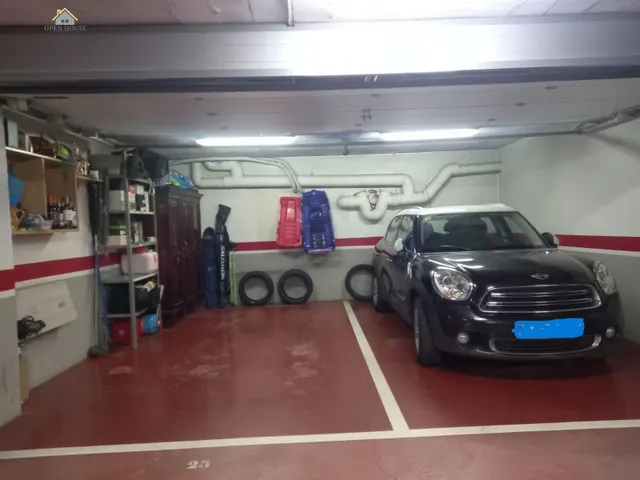 Bonito piso en venta en la Seu d'Urgell, edificio moderno con Box individual para dos coches. — 23