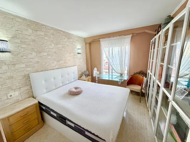 Elegancia, amplitud y vistas al mar en una de las zonas con más encanto de Ciudad Jardín — 6