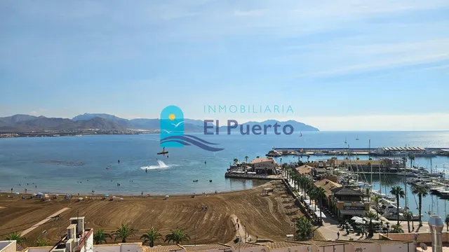 APARTAMENTO REFORMADO A 50 METROS DEL MAR EN EL PASEO DEL PUERTO – REF. 1850 — 35