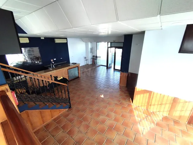 OPORTUNIDAD DE NEGOCIO EN VENTA Ó ALQUILER EN LA LOCALIDAD D - foto 3