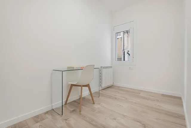 EXCLUSIVO PISO DE 153m2 CON 5 DORMITORIOS — 22