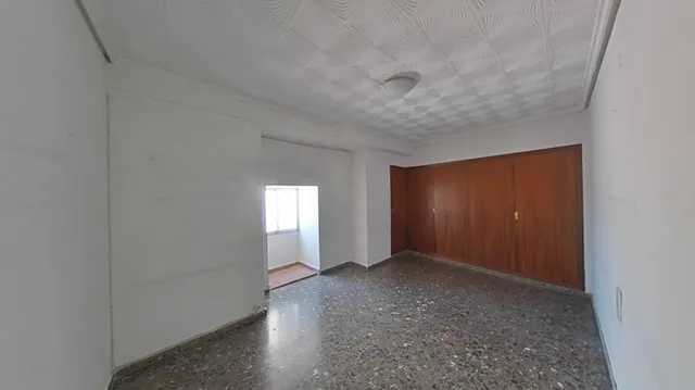 Casa en venta  villamarxant (Valencia) — 38