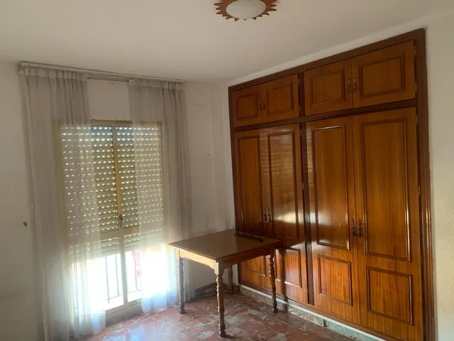 Espectacular Adosado de 220 m2 | 6 Dorm. | 4 Baños | Azotea y Patios — 10