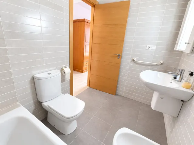 Piso muy luminoso en venta en zona Alcampo — 19