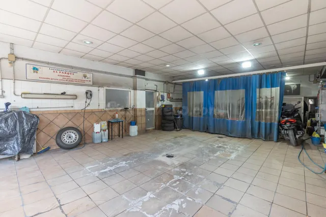 Local comercial 95m² en venta - Zona metropolitana