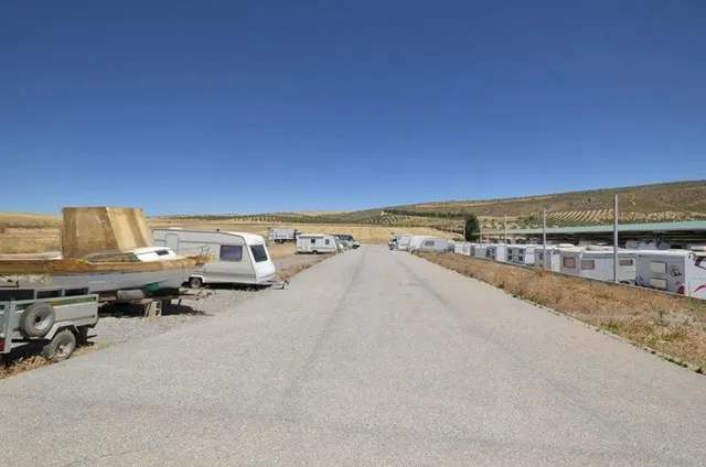 Parking de Caravanas — 16